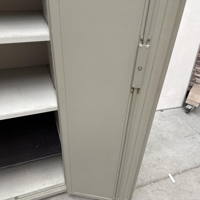  - Escoliet brandkast zonder sleutel (32)