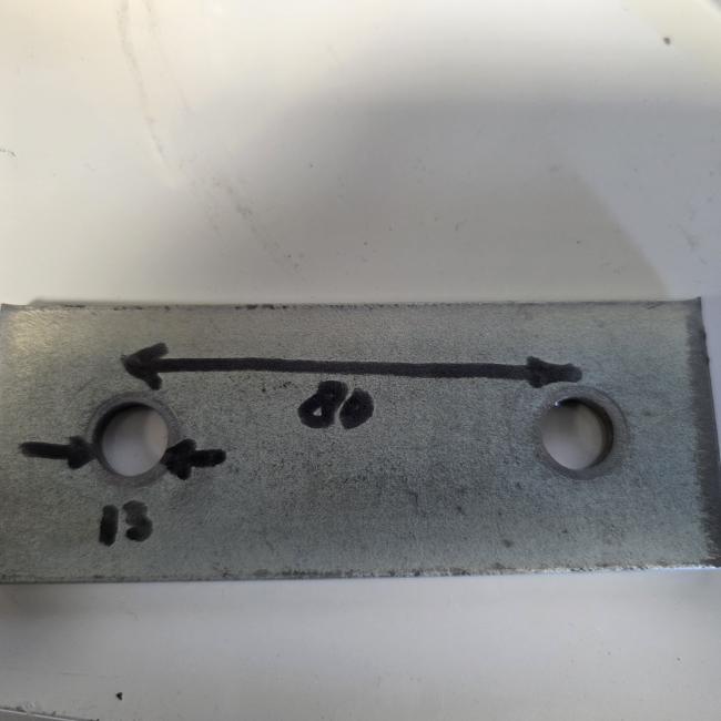  - 150 stuks metalen strip 130x50 mm 6 mm dik  (1)