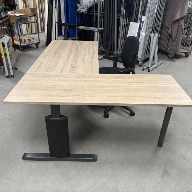  - 2x choreo hoekbureau met nieuw blad midden eiken (2)