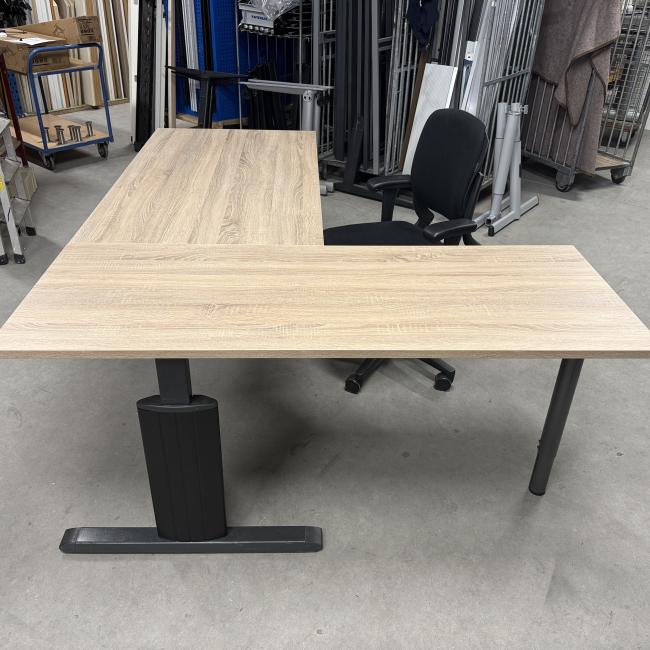  - 2x choreo hoekbureau met nieuw blad midden eiken (15)