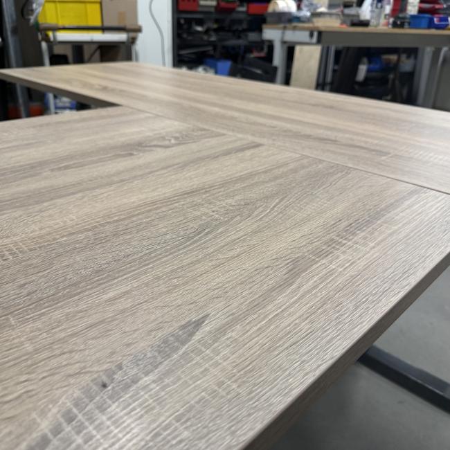  - 2x choreo hoekbureau met nieuw blad midden eiken (41)