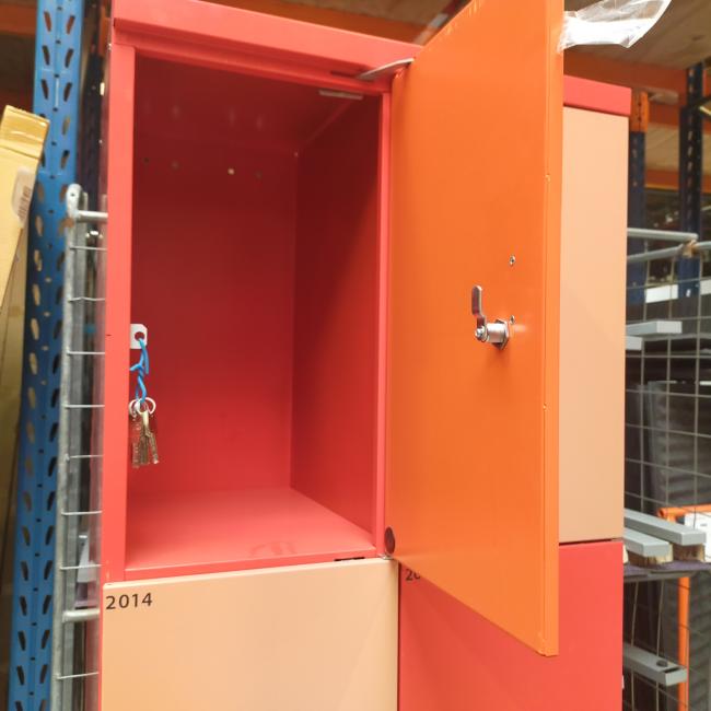  - 8x 6-deurs diverse kleuren deuren (10)