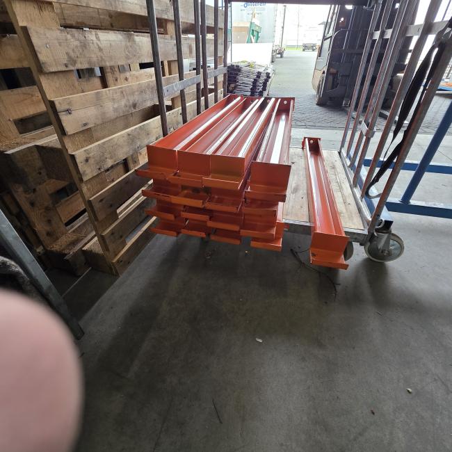  - almasy palletstelling  (9)