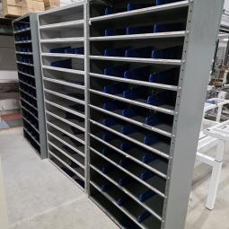  - 5x vakkenkast afm 200x10x30 cm  (4)