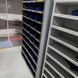  - 5x vakkenkast afm 200x10x30 cm  (2)