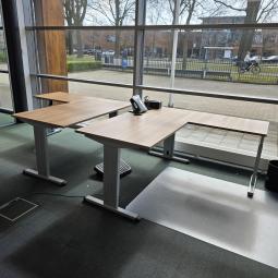  - 2x hoekbureau  (1)