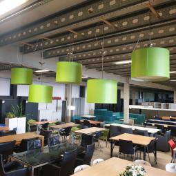  - aantal hanglampen plafondlampen met RVS ophangstang in hoogte verstelbaar  (1)