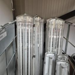  - 4x spatwaterdichte armaturen 120 cm  36 watt  (1)