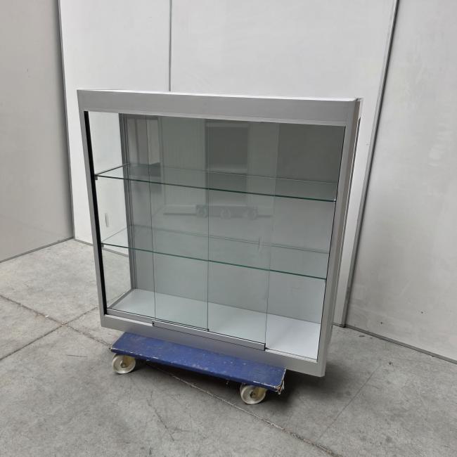  - vitrine afm 100x100x30 cm  (1)