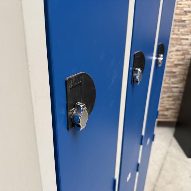  - 1x 6-deurs Manutan (7)