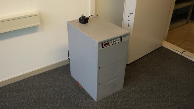  - paspoort kluis34x50x62