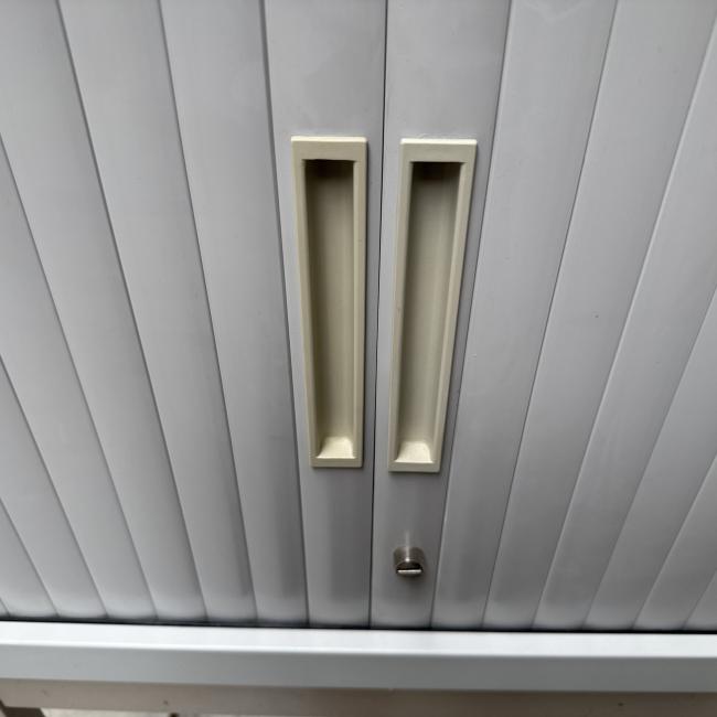  - 1x met sleutel met schade en 1x zonder sleutel zonder schade (6)