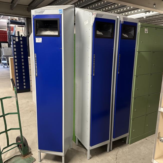  - 3x kledinglocker vuile was (55)
