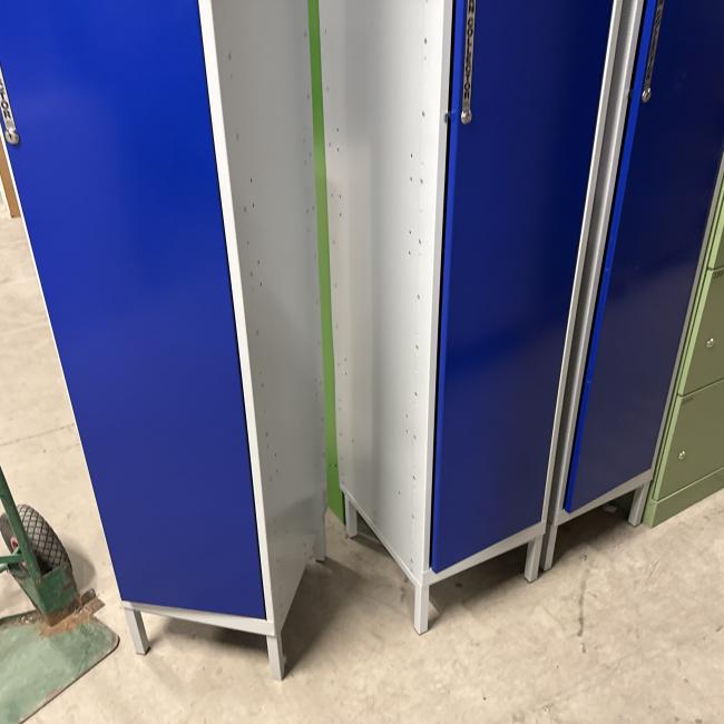  - 3x kledinglocker vuile was (59)