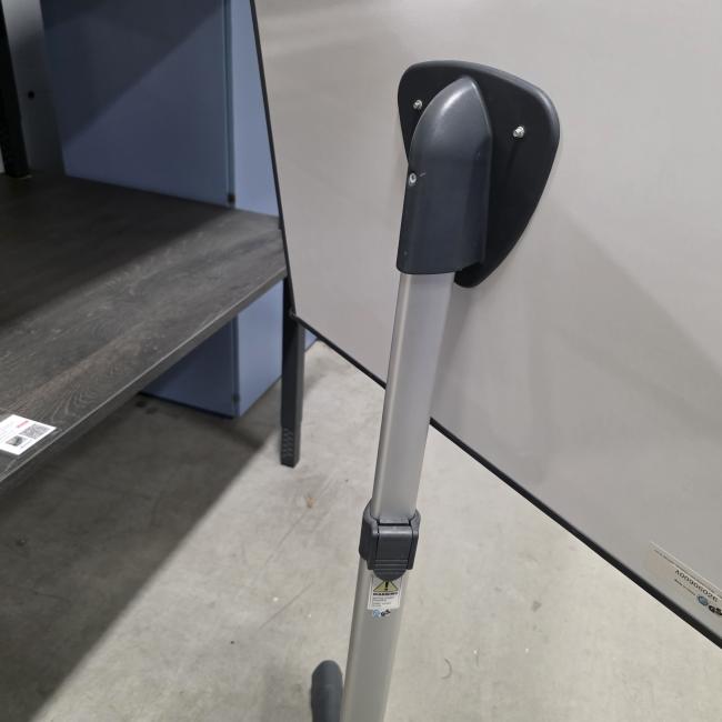  - flipover whitebord op verrijdbare standaart ihv (6)