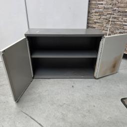  - STALEN KAST WAND  100X30X70 CM  (1)