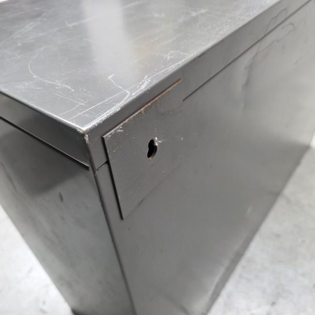  - STALEN KAST WAND  100X30X70 CM  (6)