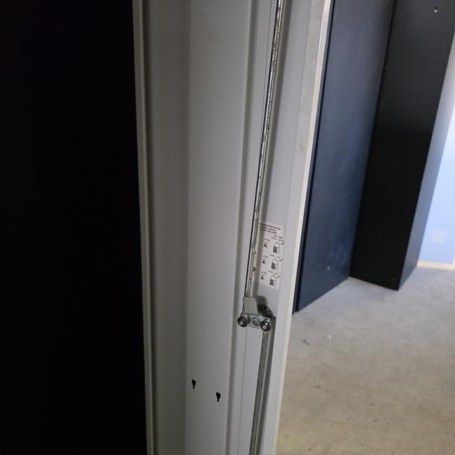  - bezemkast schoonmaakkast garagekast afm 180x61x50 cm  (4)