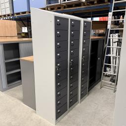  - 8x in nieuwstaat zeer nette staat bijna nieuw (120)