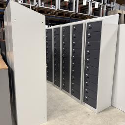  - 8x in nieuwstaat zeer nette staat bijna nieuw (111)