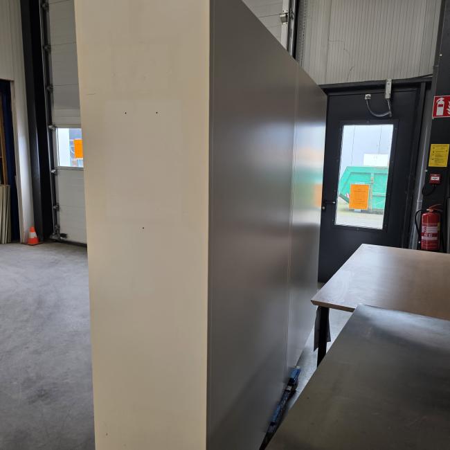  - grote akoestische schuifdeurkast afm 240xx195x50 cm brxhxd  (2)