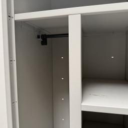  - partij 1-deurs lichtgrijze mealen lockerkasten hang-leg met schappen (10)