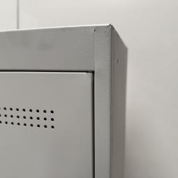 - partij 1-deurs lichtgrijze mealen lockerkasten hang-leg met schappen (6)