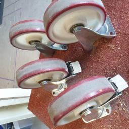  - zware set geremde zwenk en bokwielen 200 mm totale hoogte 250 mm merk TENTE  (1)