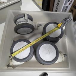  - SET ZWENK EN BOKWIELEN DOORSNEDE WIEL 100 MM HOOGTE 130 MM SCHROEFPEN M12 (3)