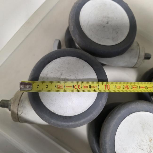  - SET ZWENK EN BOKWIELEN DOORSNEDE WIEL 100 MM HOOGTE 130 MM SCHROEFPEN M12 (1)