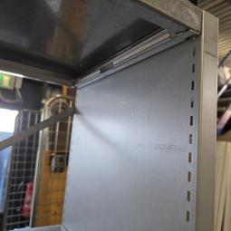  - 48X SCHAPPEN 120X37 CM 10X STAANDER 183X37 CM   (4)