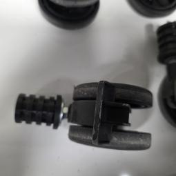  - PARTIJ ZWENKWIELEN GEREMD  EN ONGEREMD MET M12 SCHROEFPEN 46X REM 44X ZONDER REM  (9)