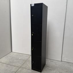  - zwart 4-deurs (1)