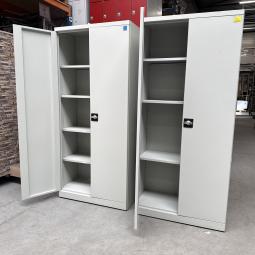  - set 2 stuks stalen kasten (14)