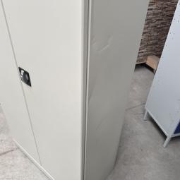  - set 2 stuks stalen kasten (27)