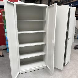  - set 2 stuks stalen kasten (13)