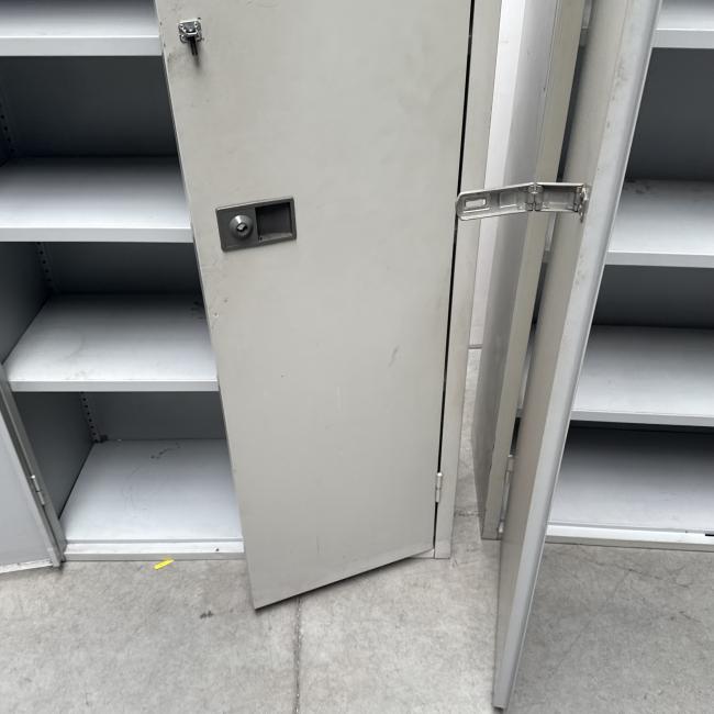  - set 3 stuks Bisley met schade intensief gebr (22)