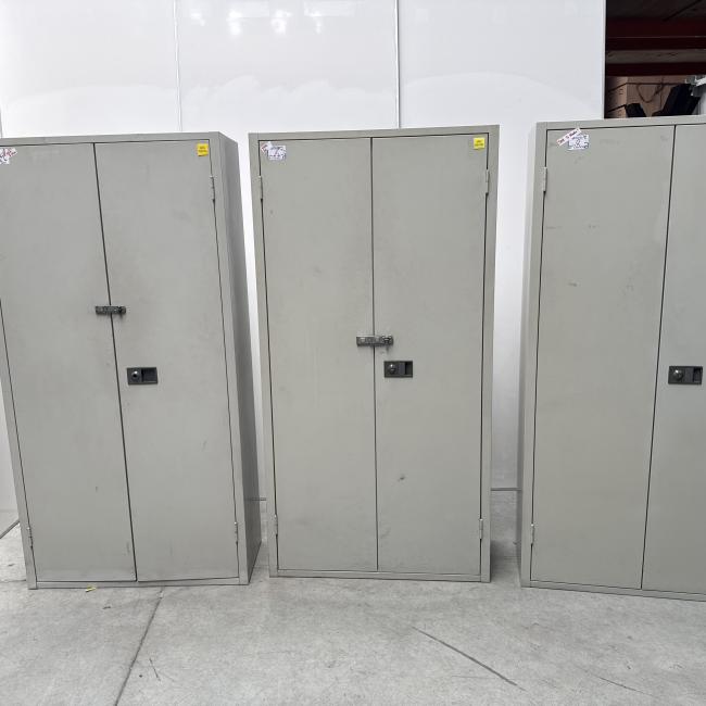  - set 3 stuks Bisley met schade intensief gebr (24)