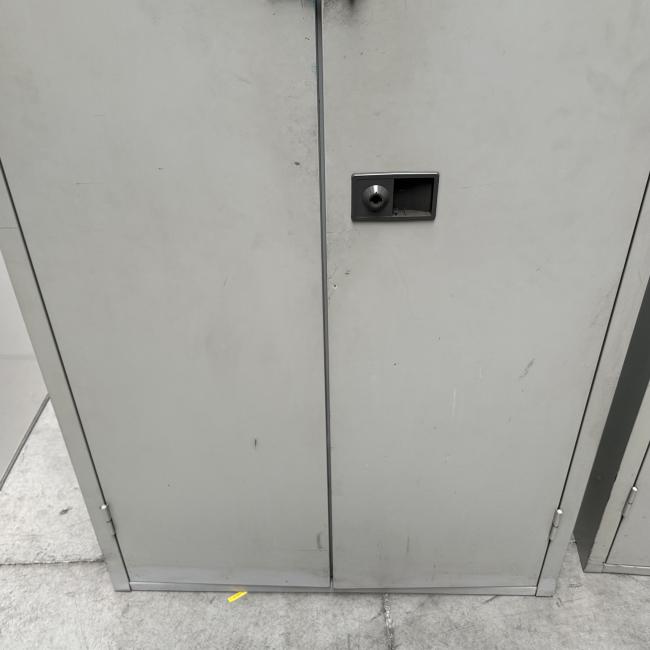  - set 3 stuks Bisley met schade intensief gebr (6)