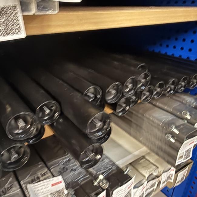  - set ikea tafels gedemonteerd (17)