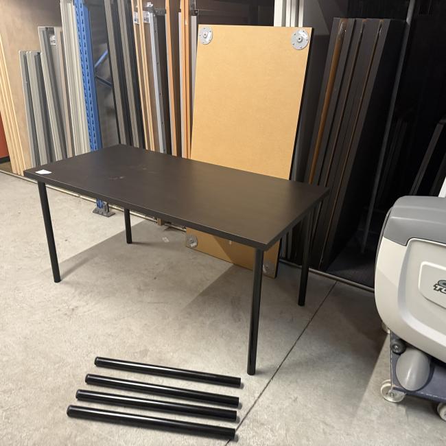  - set ikea tafels gedemonteerd (20)