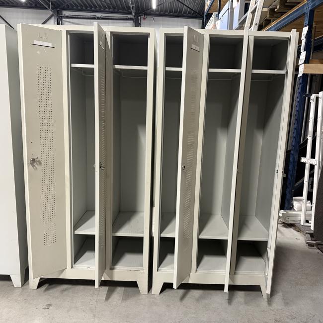  - partij 3-deurs met verschillende draaiknop of omlegslot en met of zonder handgrepen (2)