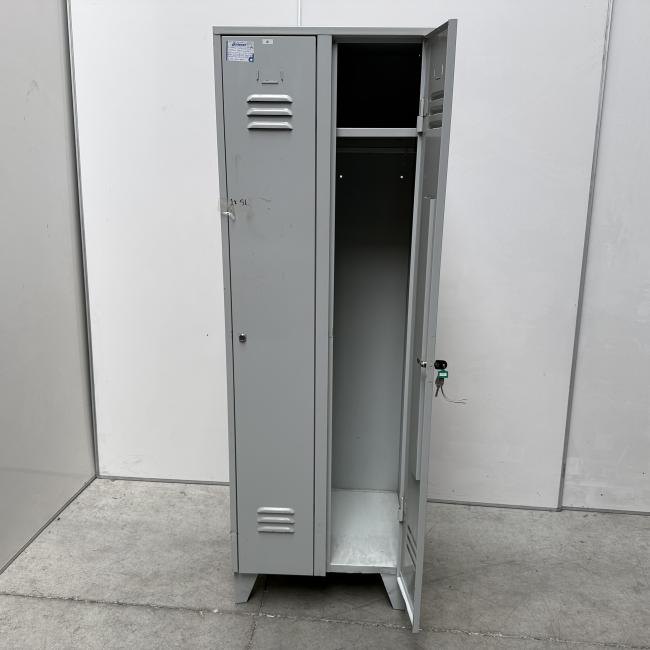  - 1x 2-deurs indistriele locker (6)