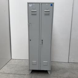 - 1x 2-deurs indistriele locker (1)