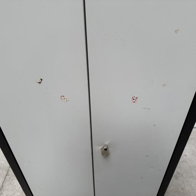  - 1X 174 cm hoog  intensief gebruikt met schade !! (7)