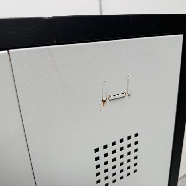  - 1x 180 cm hoog locker hang leg met schade intensief gebruikt !!! (11)