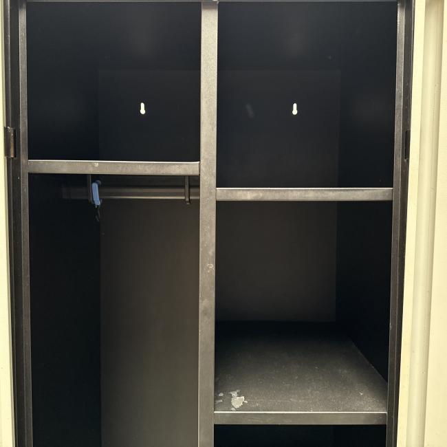  - 1x 180 cm hoog locker hang leg met schade intensief gebruikt !!! (17)