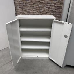  - 1x ahrend witte stalen 2-deurs werkplaatskast  (13)