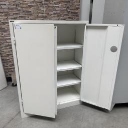  - 1x ahrend witte stalen 2-deurs werkplaatskast  (14)