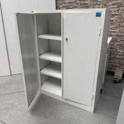  - 1x ahrend witte stalen 2-deurs werkplaatskast  (15)